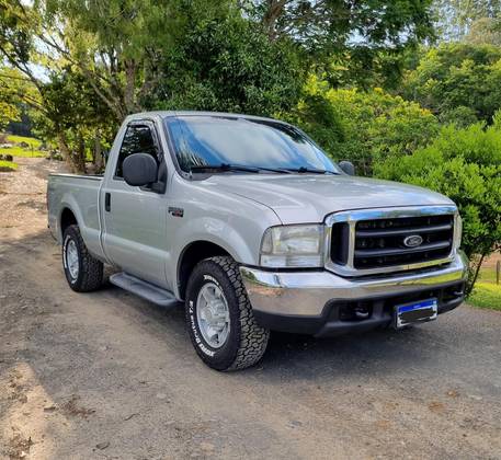 FORD F-250 4.2 XLT 4X2 CS TURBO DIESEL 2P MANUAL